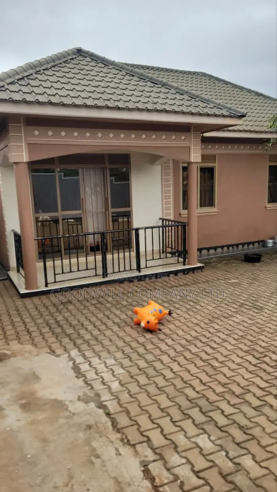 3bdrm House in Kitende, Central Division for sale