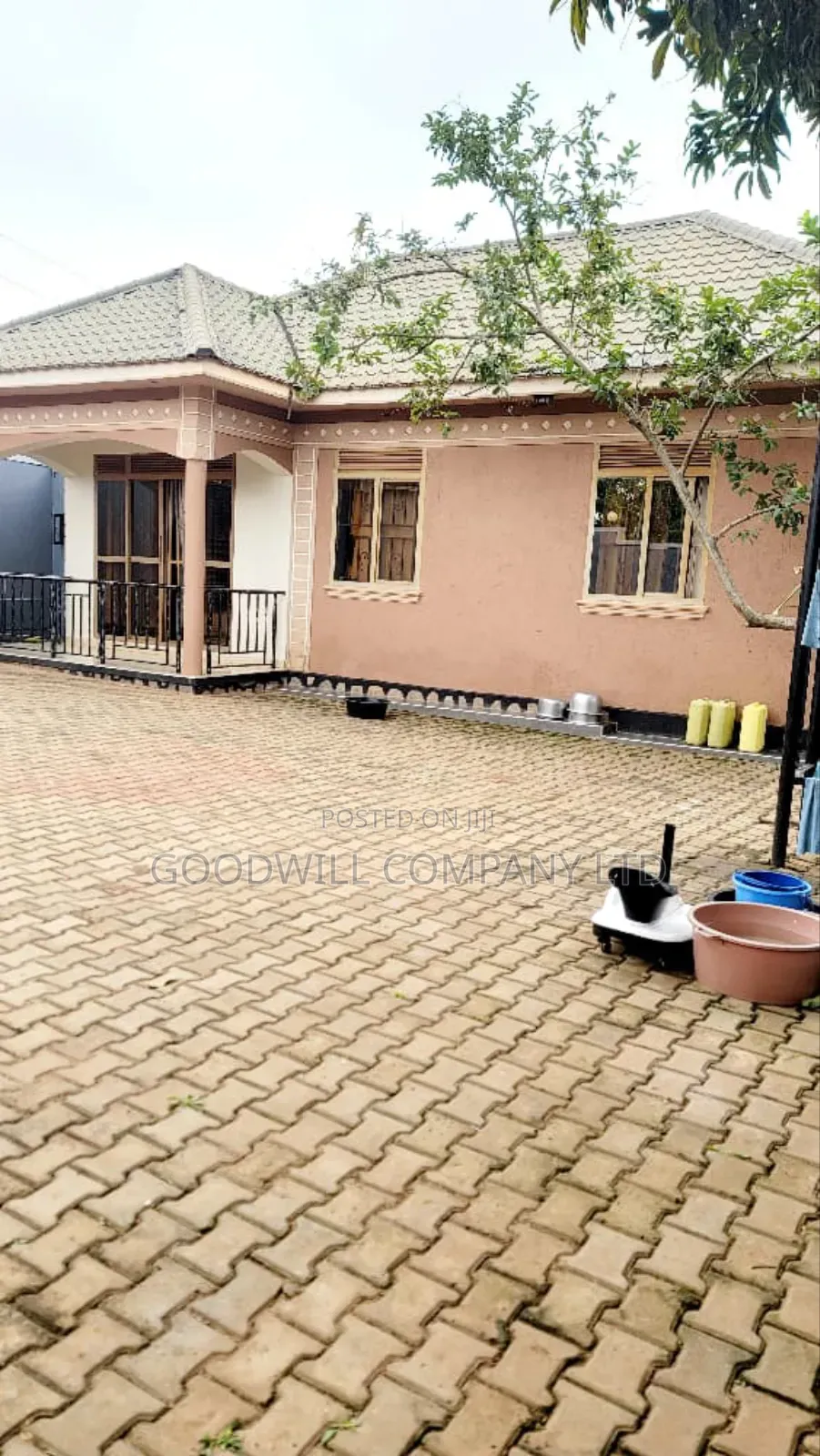 3bdrm House in Kitende, Central Division for sale