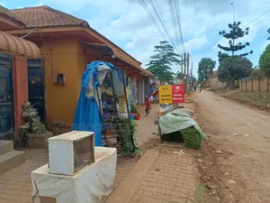 6rooms for Shop Commercial House for Sale in Najjera Town