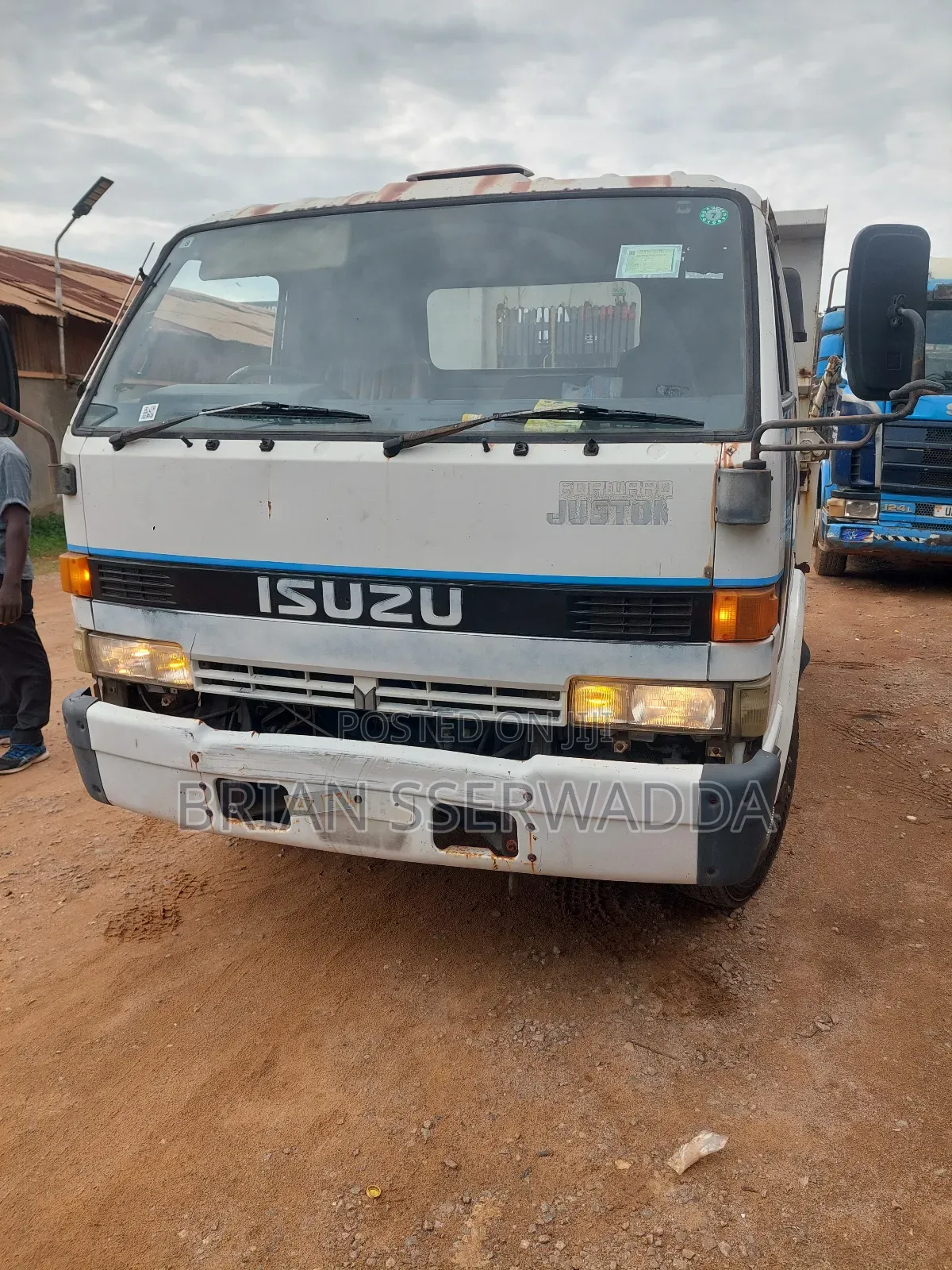 Isuzu Forward Juston Dumper