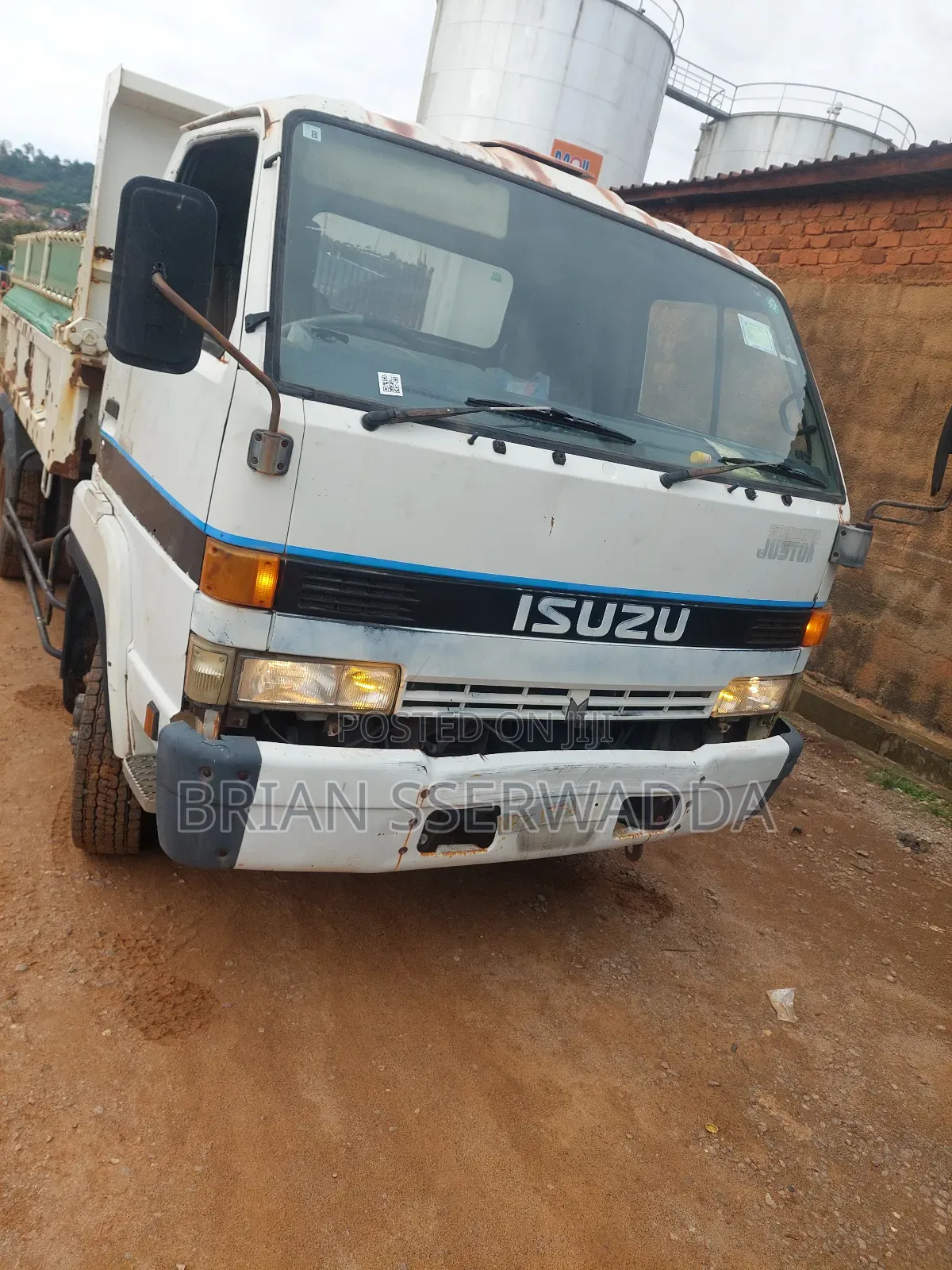Isuzu Forward Juston Dumper