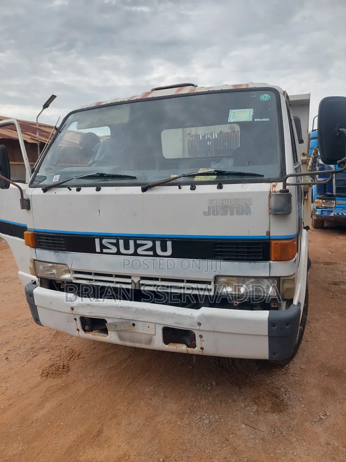 Isuzu Forward Juston Dumper