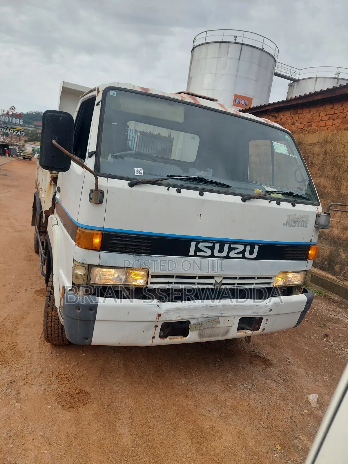 Isuzu Forward Juston Dumper