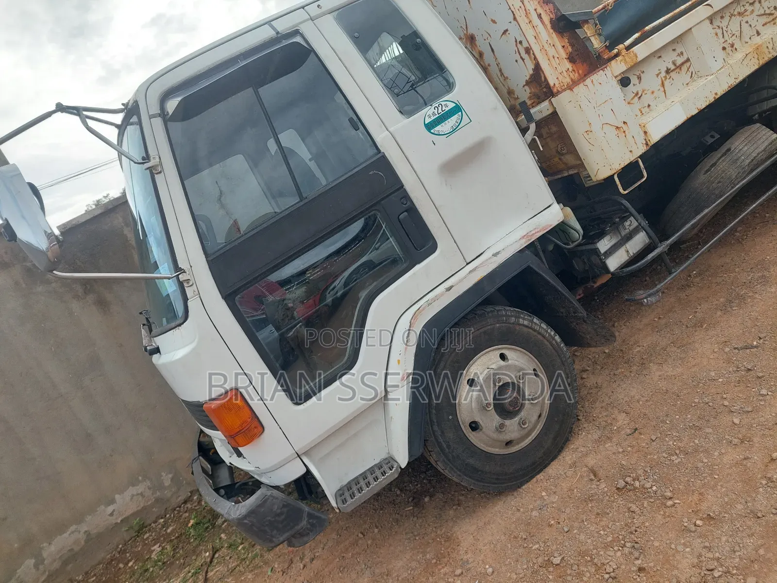 Isuzu Forward Dumper Truck