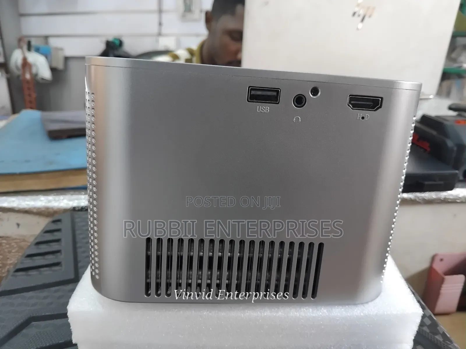 Projector Hy350