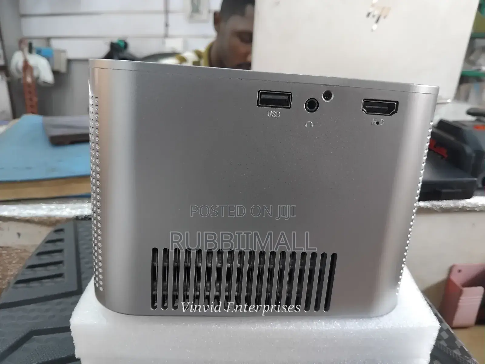 Projector Hy350