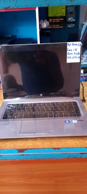Laptop HP EliteBook 840 G3 8GB Intel Core I5 SSD 256GB