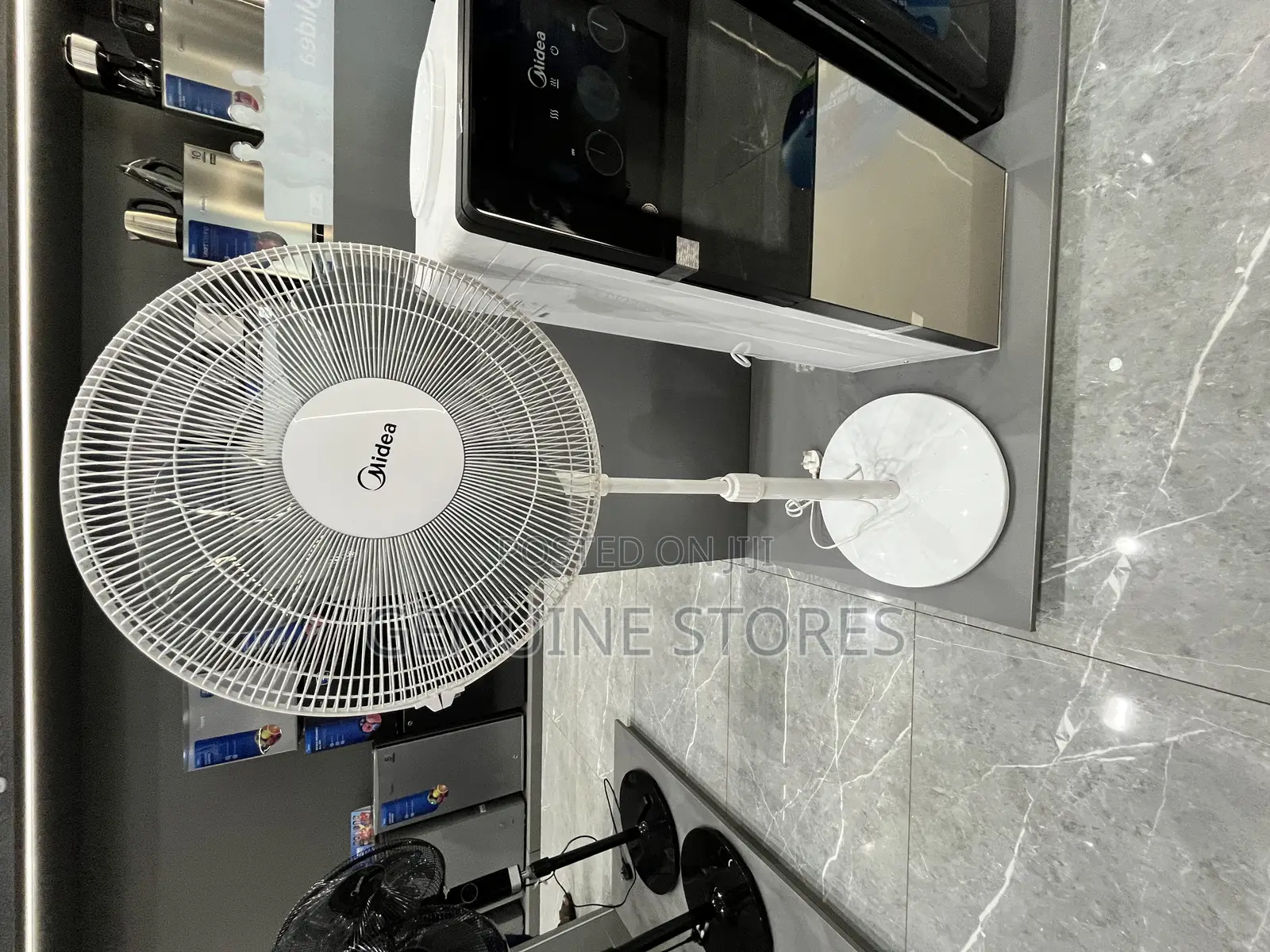 Midea High Quality Stand Fan White of 16”