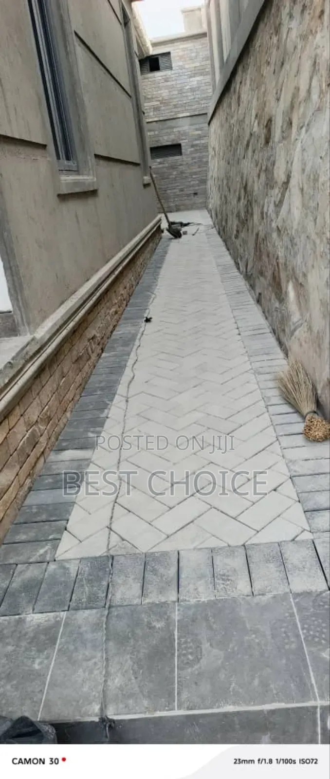 Pavers Installation Pros for Solid Pavers Installation