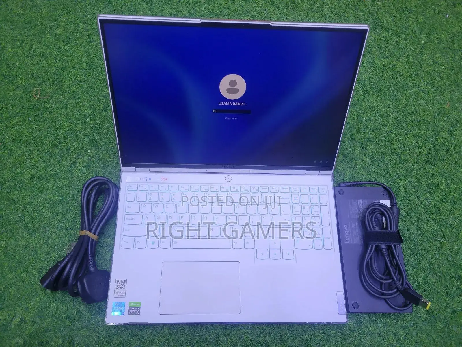 Lenovo Legion Y7000P IRX9 Gaming Laptop 16GB Intel Core i7 SSD 256GB