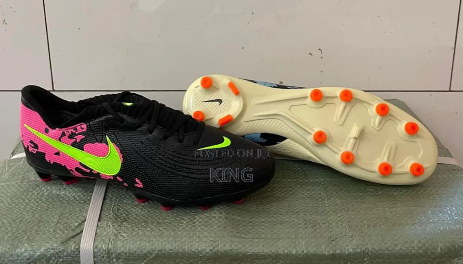 Nike Mercurial Vapor or Superfly Football Boots