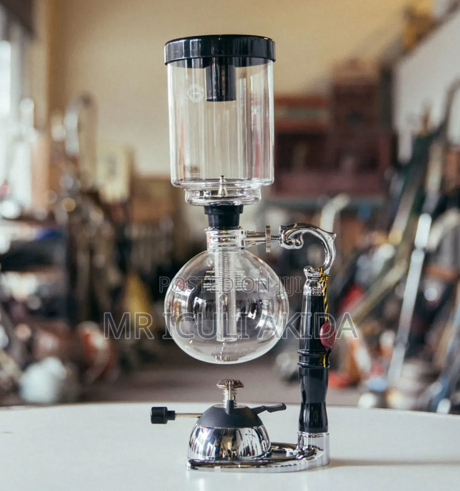 Japanese-Style Glass Siphon Coffee Maker and Coffee Brewer
