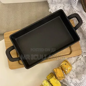 Cast Iron Sizzler Plate and Pan With Wood Base