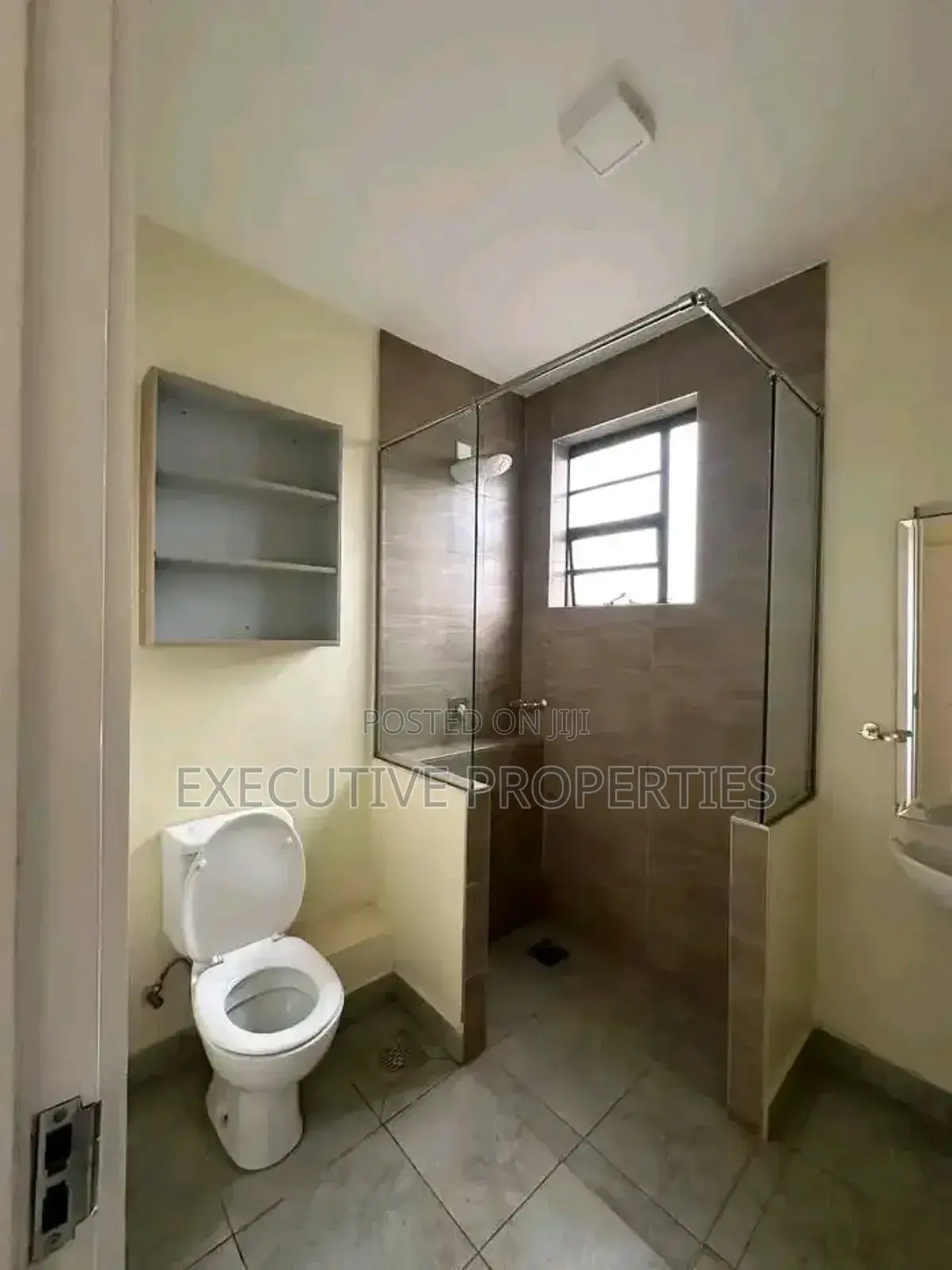 2bdrm Apartment in Muyenga, Central Division for rent