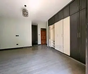 2bdrm Apartment in Kulambiro, Central Division for rent