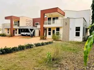 4bdrm Duplex in Mbuya, Central Division for rent