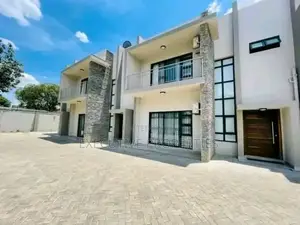 3bdrm Duplex in Kyanja Town, Central Division for rent