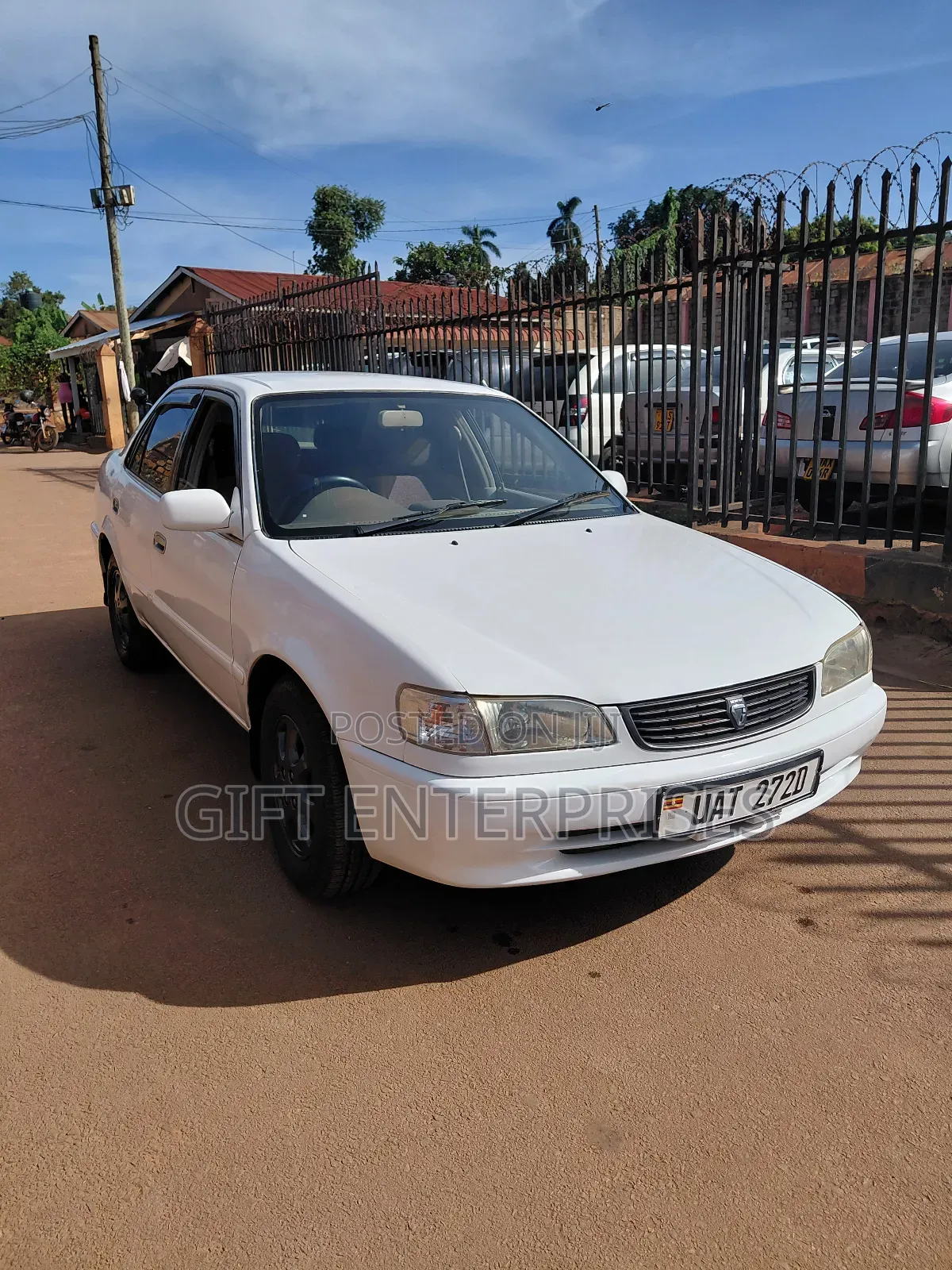Toyota Corolla Sedan 2001 White