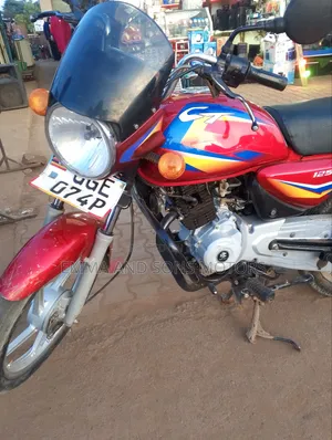 Bajaj Boxer 125 2024 Red