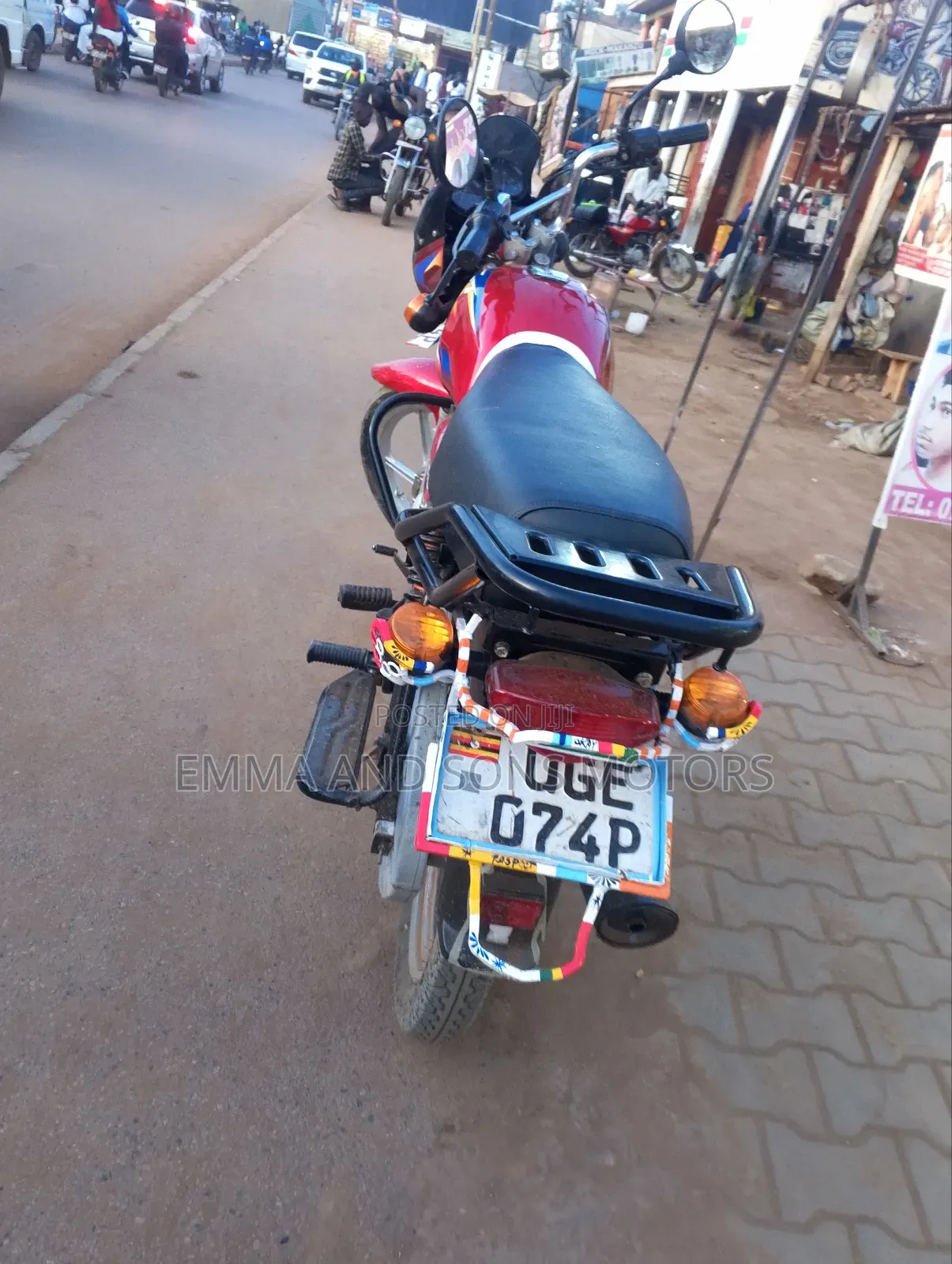 Bajaj Boxer 125 2024 Red