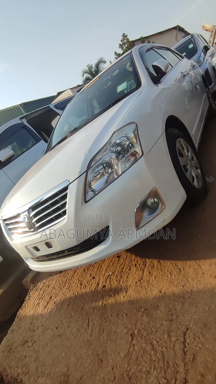 Toyota Premio 1.8 AWD 2012 White