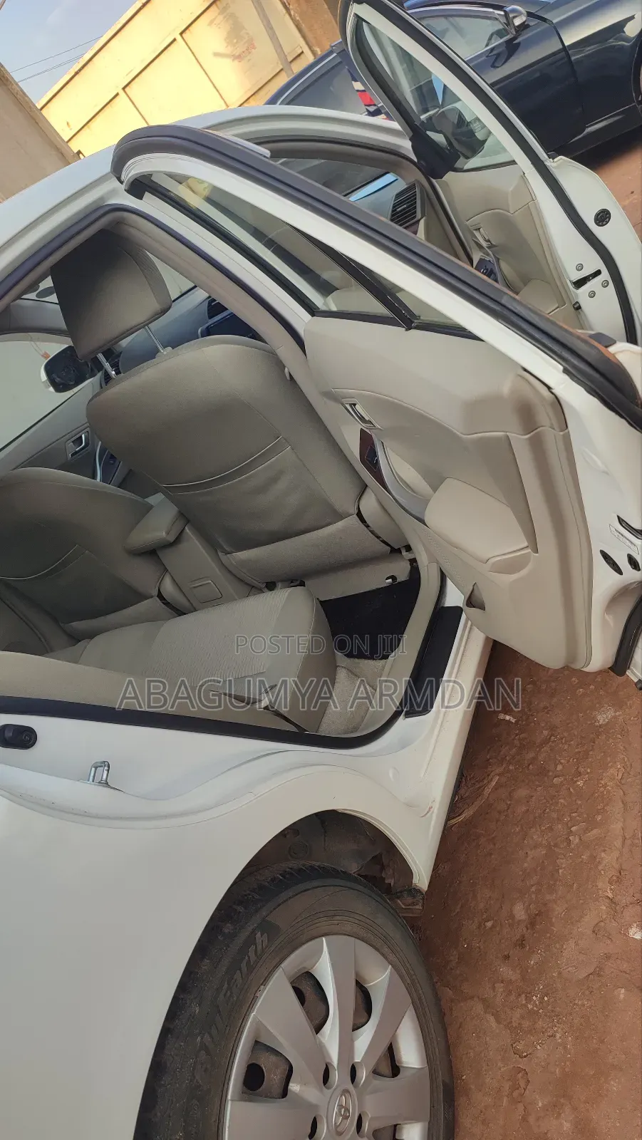 Toyota Premio 1.8 AWD 2012 White