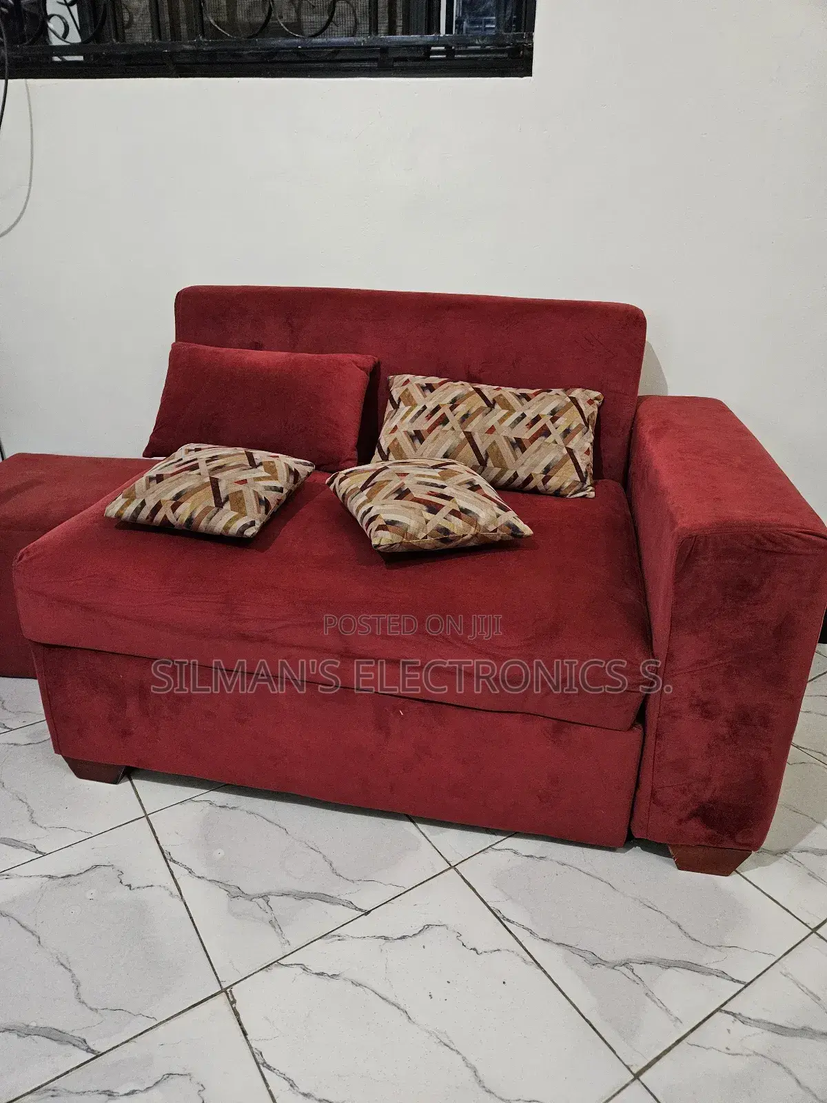 Used 7 Seater Chairs Available