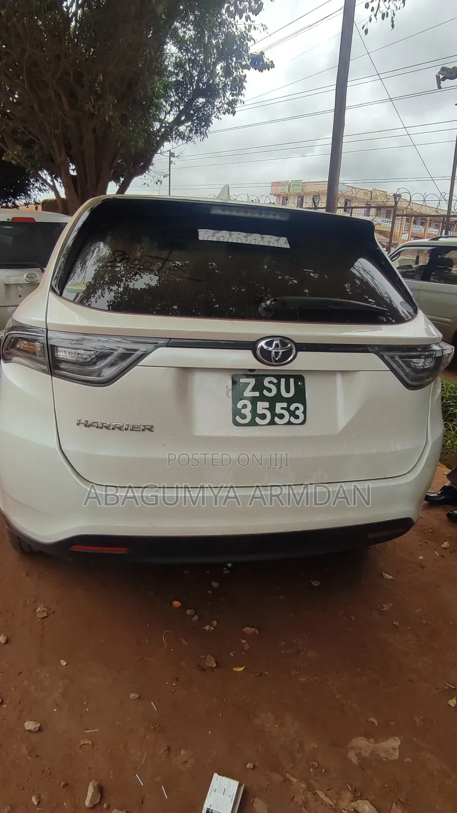 Toyota Harrier 2.0 2016 White