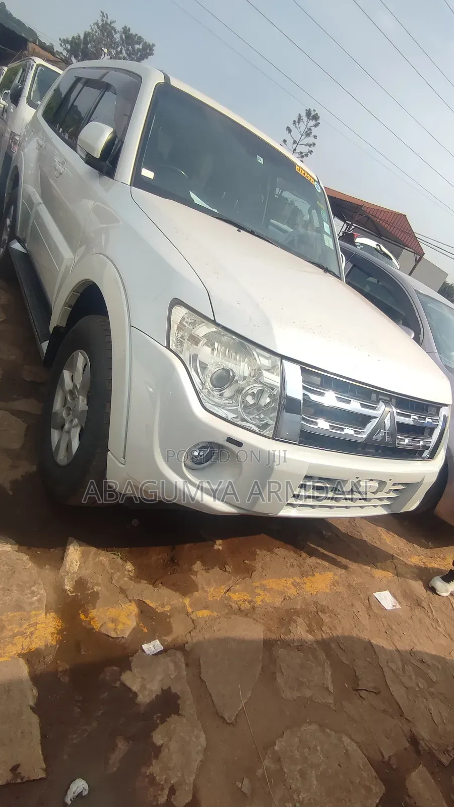 Mitsubishi Pajero 3.0 2012 White