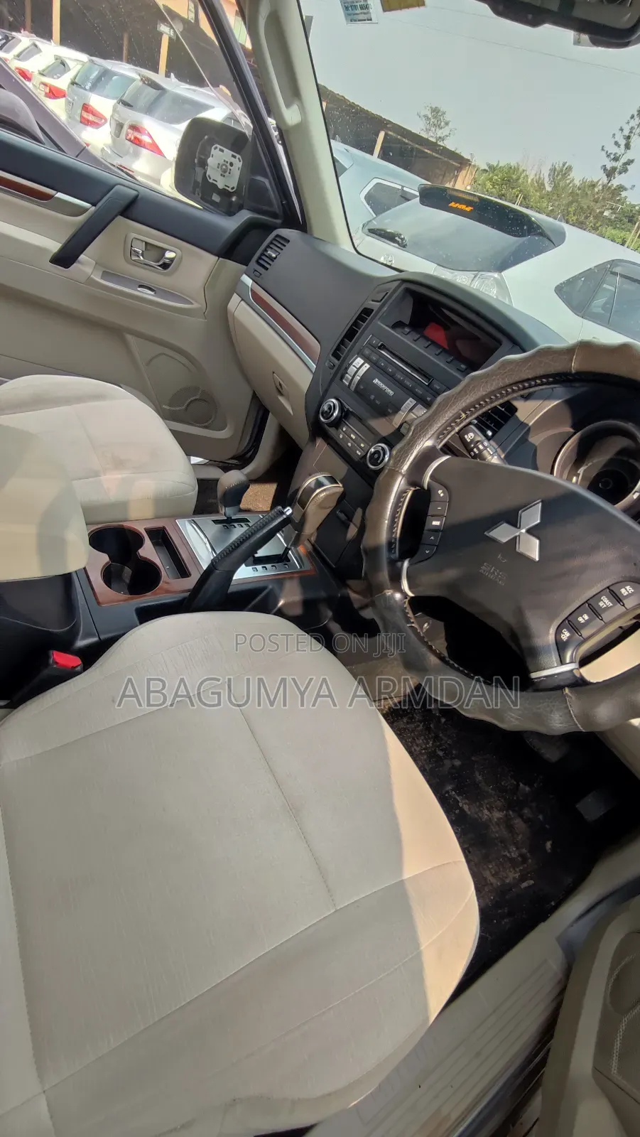 Mitsubishi Pajero 3.0 2012 White