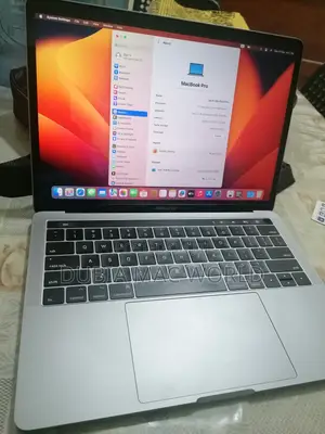 Laptop Apple MacBook Pro 2017 8GB Intel Core I5 SSD 256GB