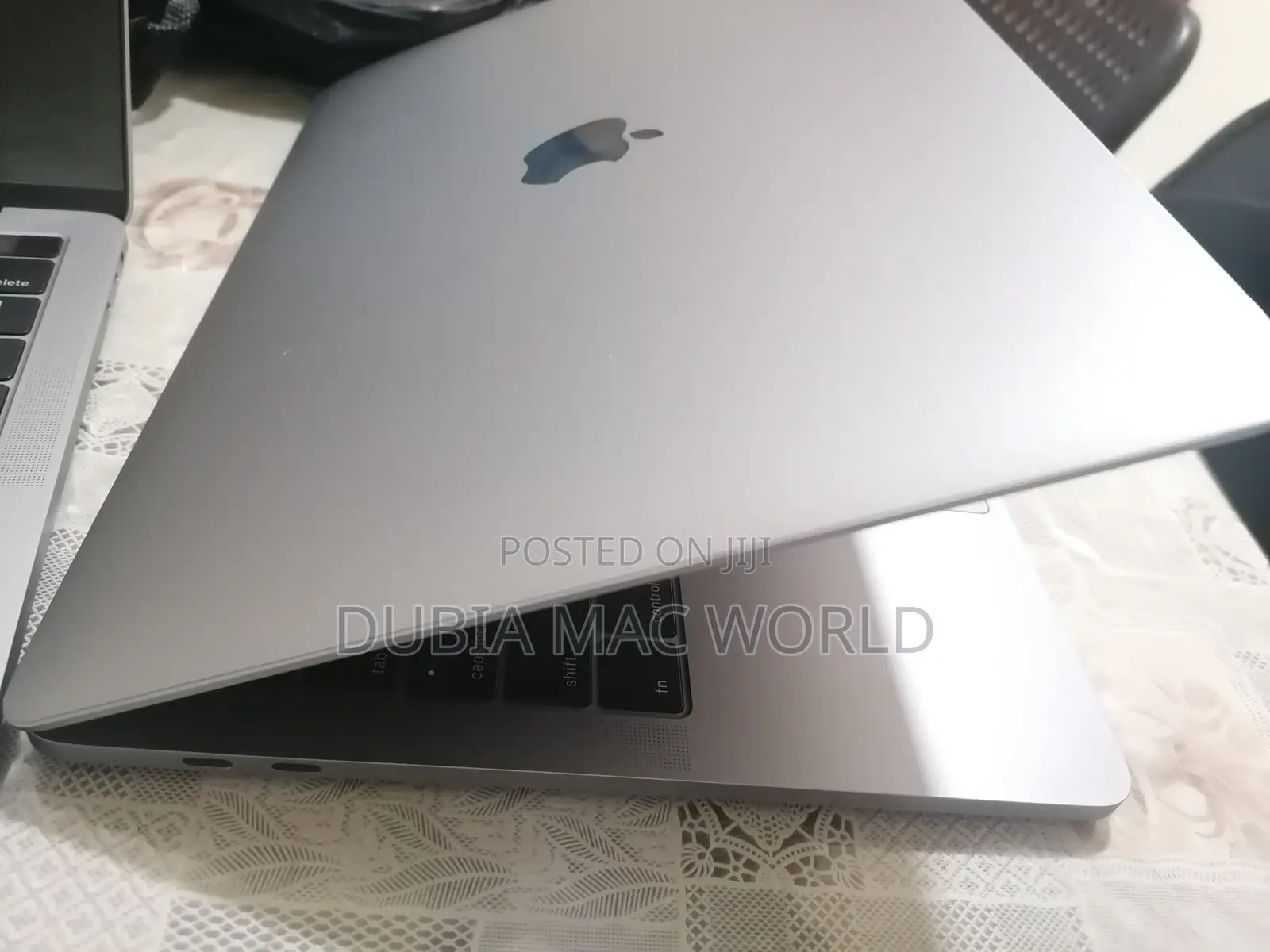 Laptop Apple MacBook Pro 2017 8GB Intel Core I5 SSD 256GB