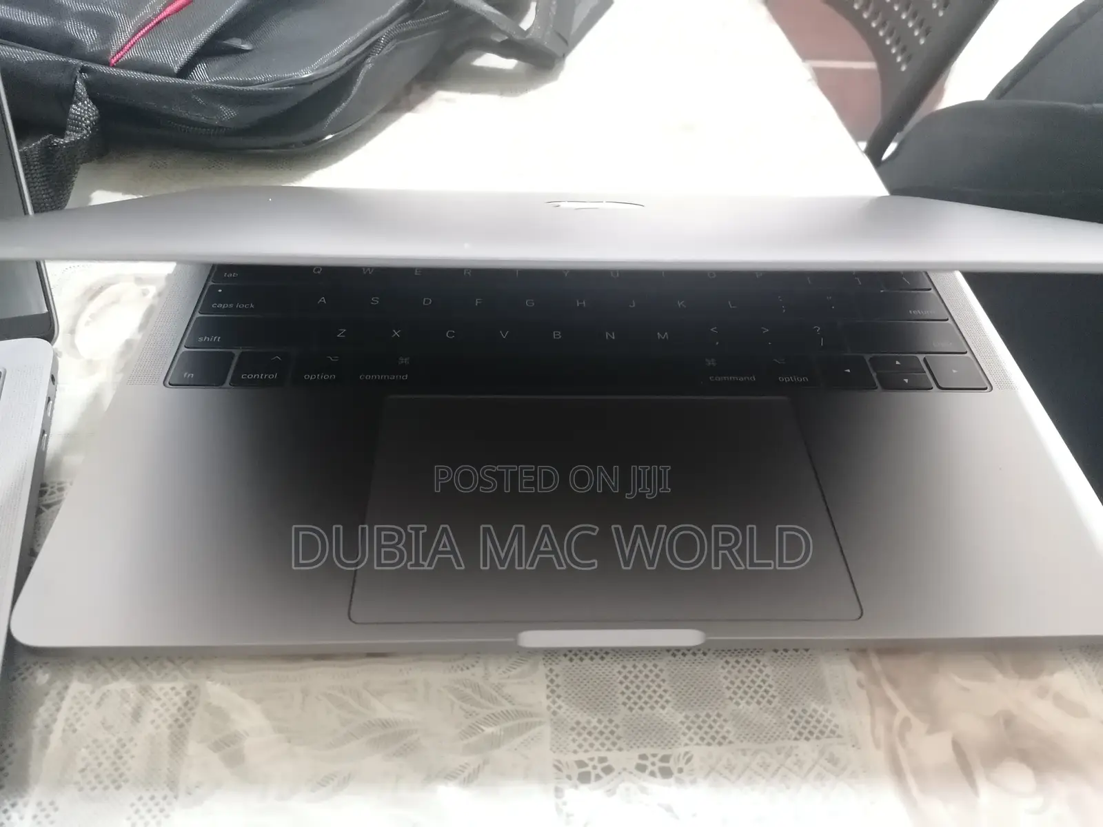 Laptop Apple MacBook Pro 2017 8GB Intel Core I5 SSD 256GB
