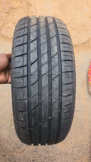 225/65r17 All Terrain Terramax Tyres