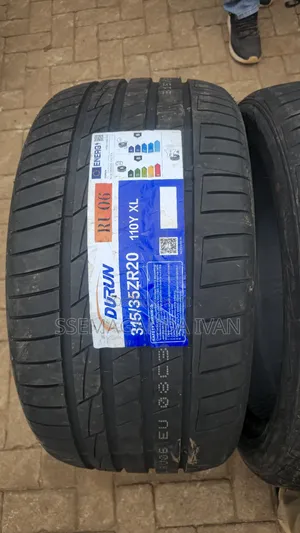315/35r20 Gle Class Behind Tyres