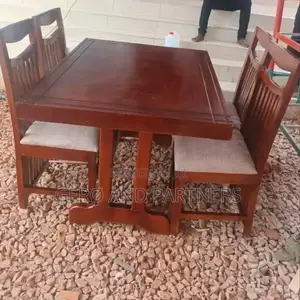 Trending City Dining Table
