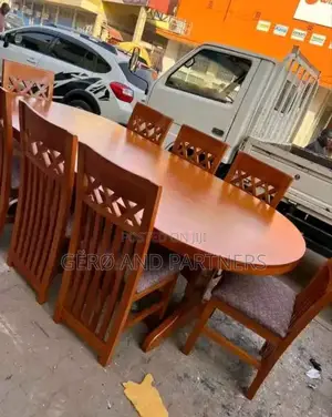 Esthetic Dining Table/ 8 Seater
