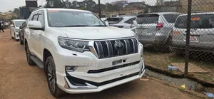Toyota Land Cruiser Prado 2018 White