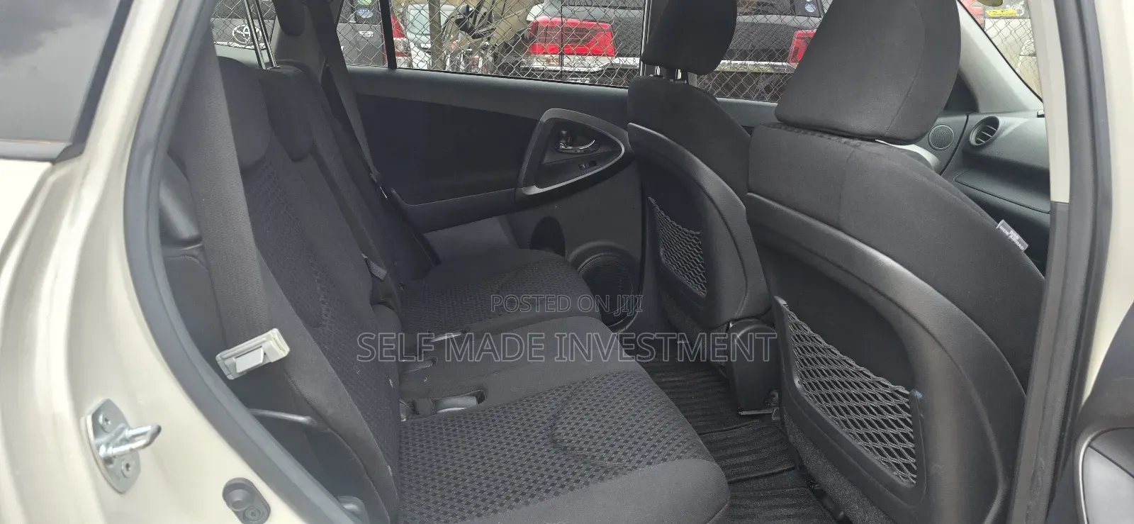 Toyota Vanguard 2011 White