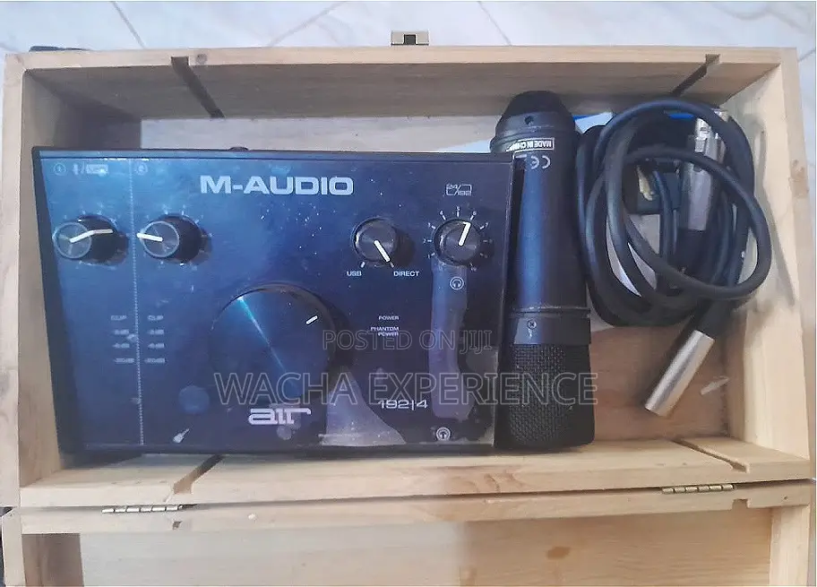 M-Audio Air 192|4 + Condenser Mic XLR – Studio Bundle