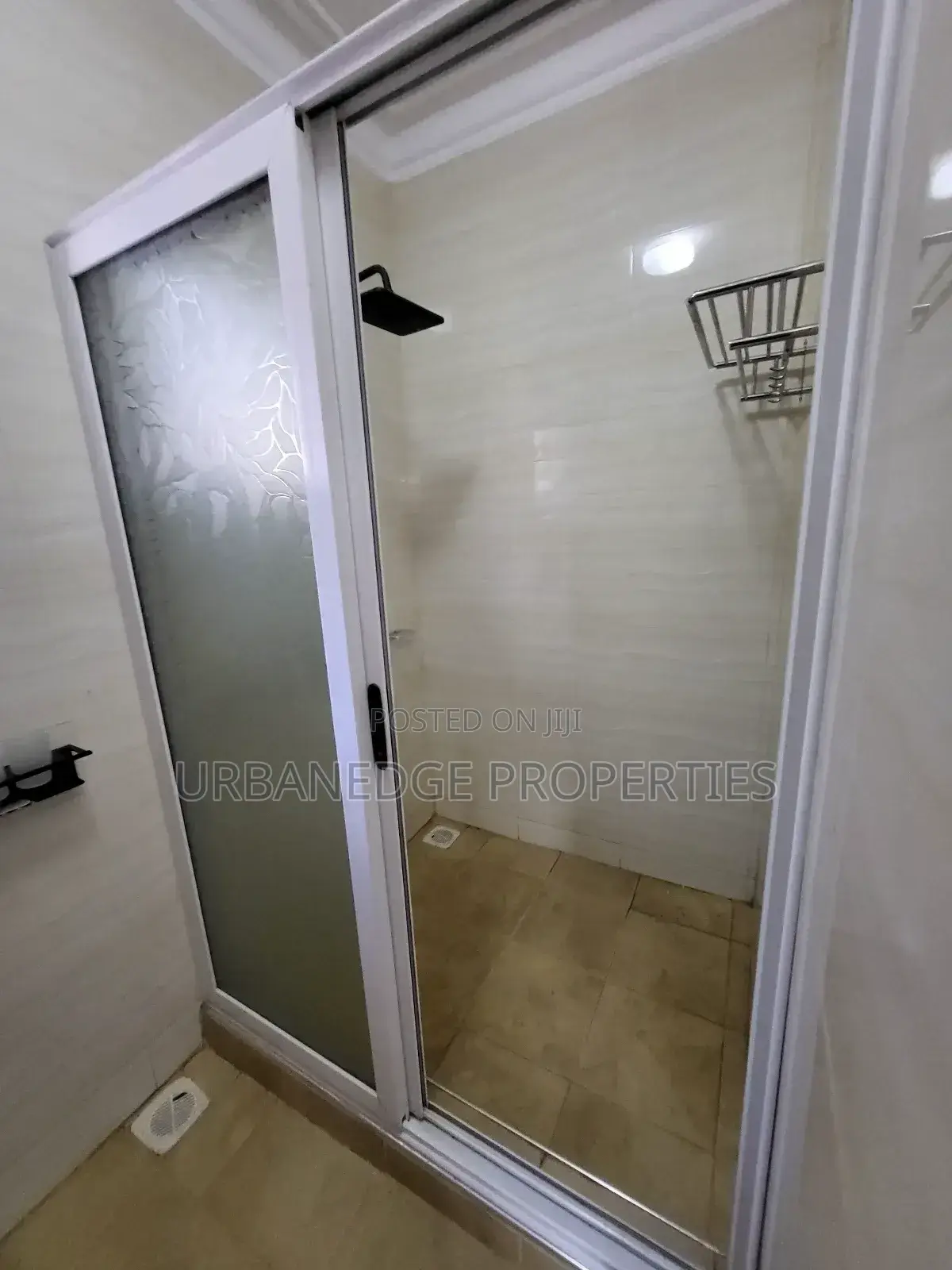 2bdrm Apartment in Kasanga, Central Division for rent
