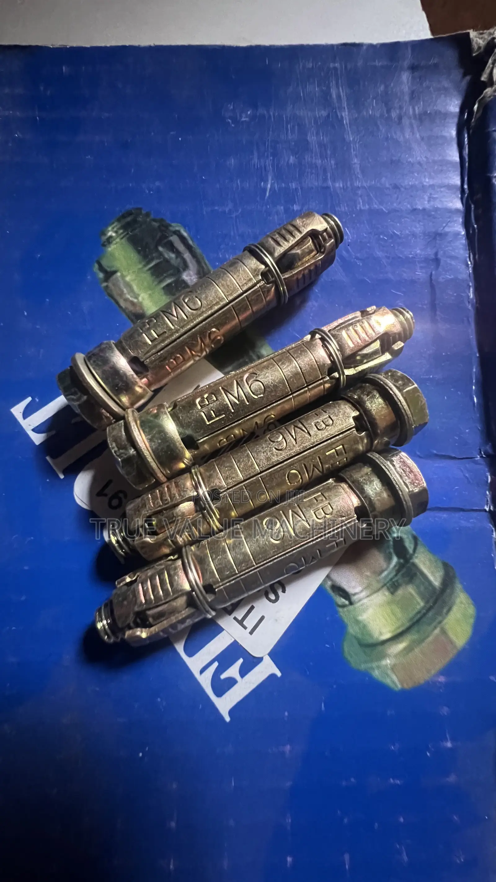 Expansion Bolts