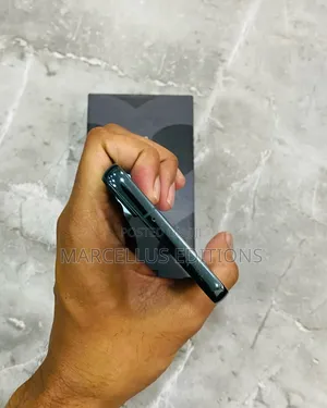 Samsung Galaxy S22 5G 128 GB Black