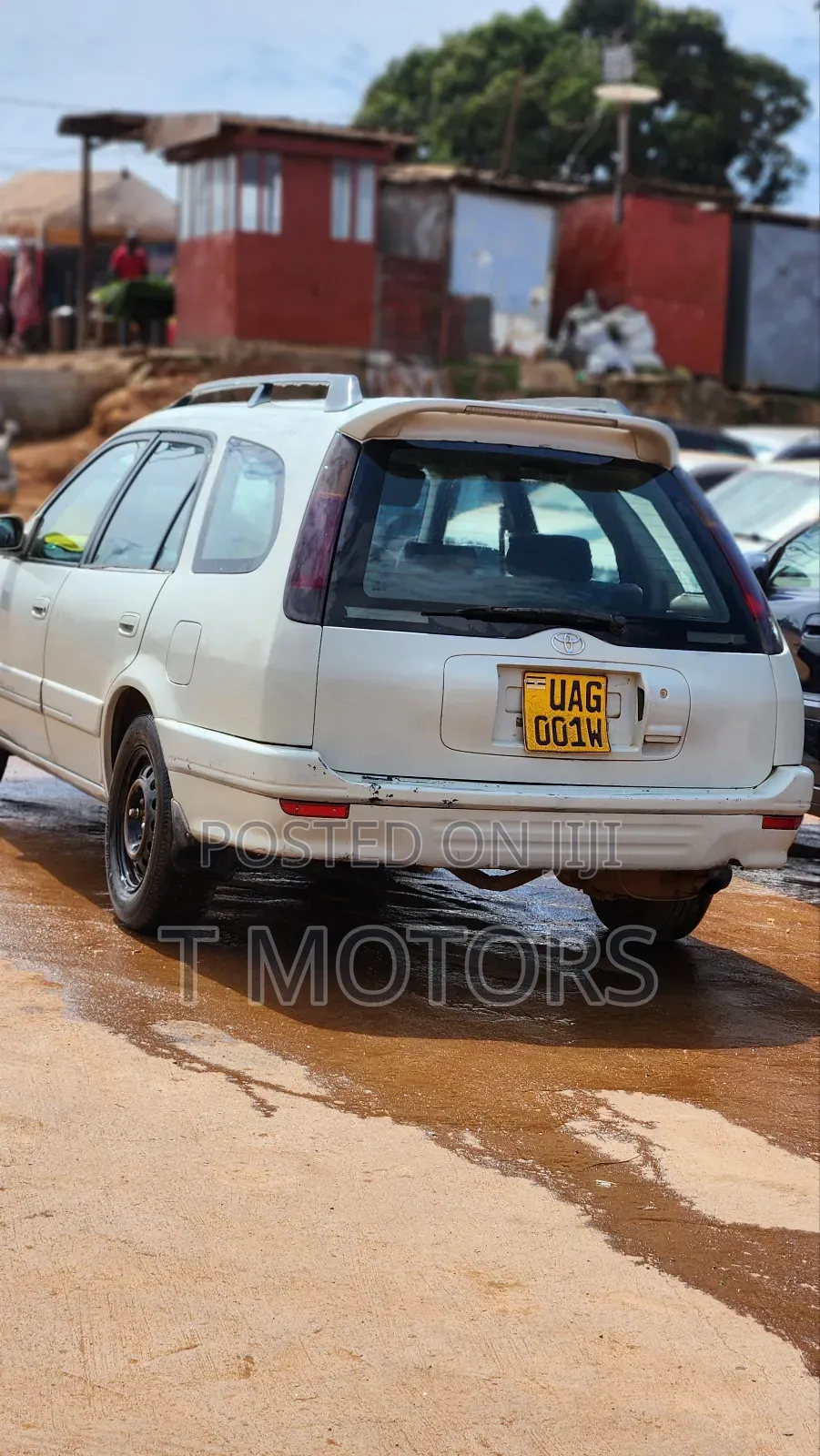 Toyota Carib 2000 White