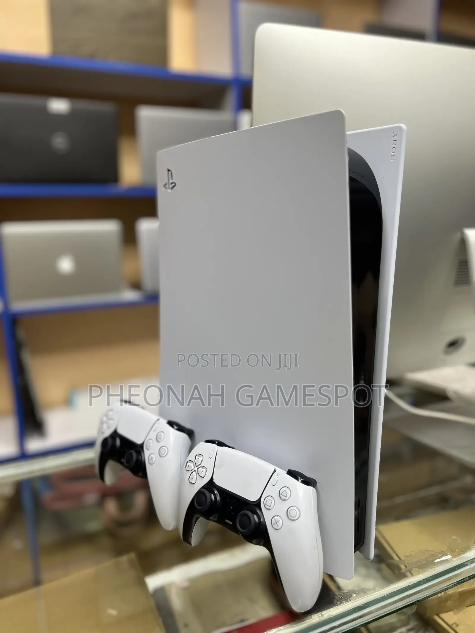Ps5 Executive Performance System With 2 Pads and 2 Games Inside