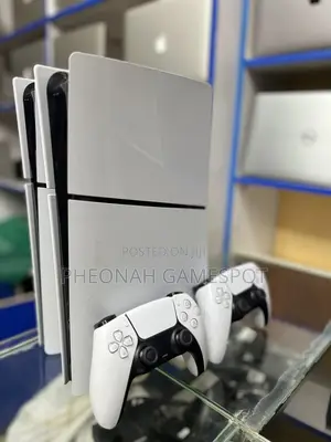 Ps5 Slim Premium Clean Edition, 2 Pads, 2 Games