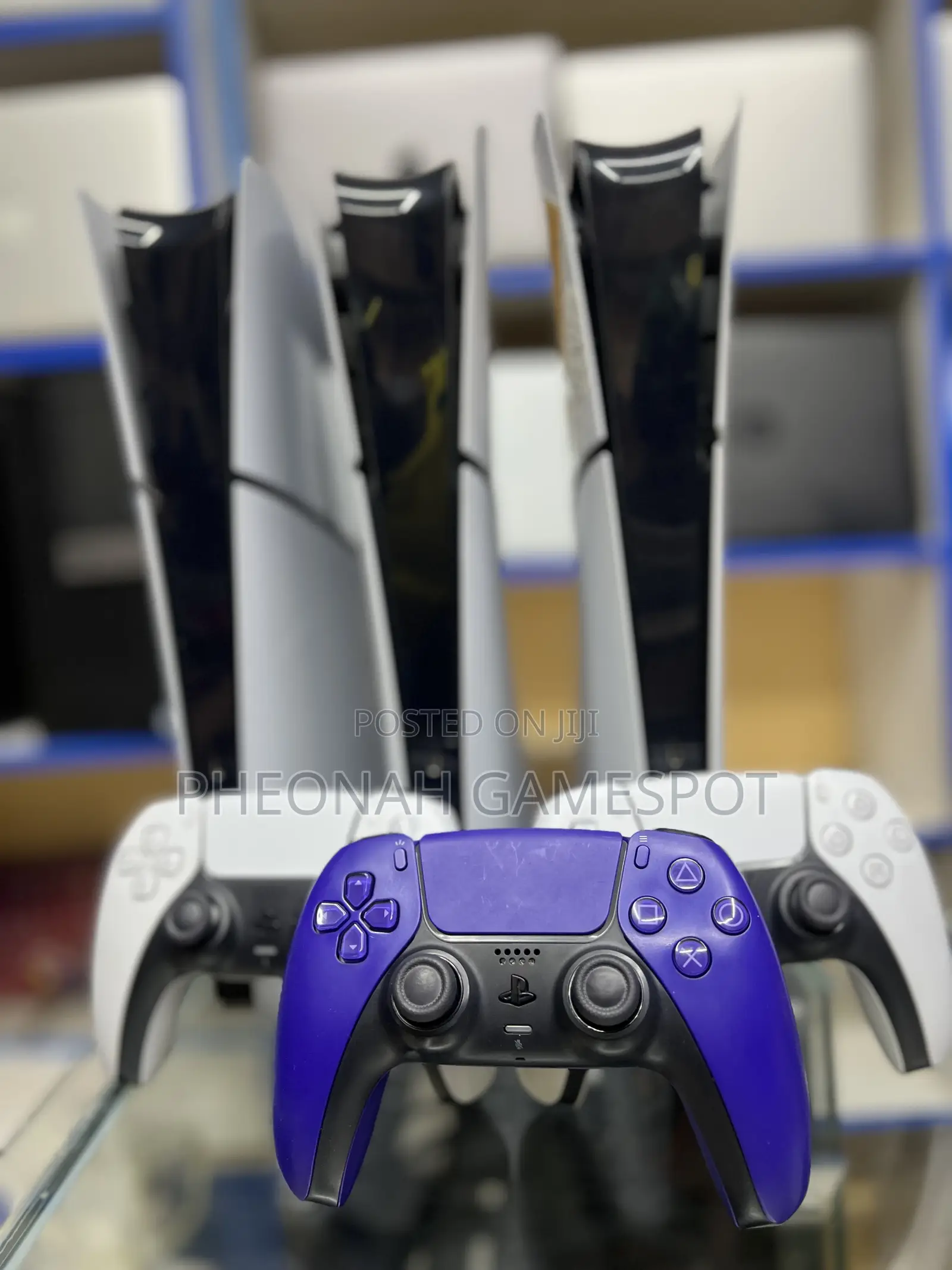 Ps5 Slim Clean Showroom Condition, 2 Pads, 4 Games