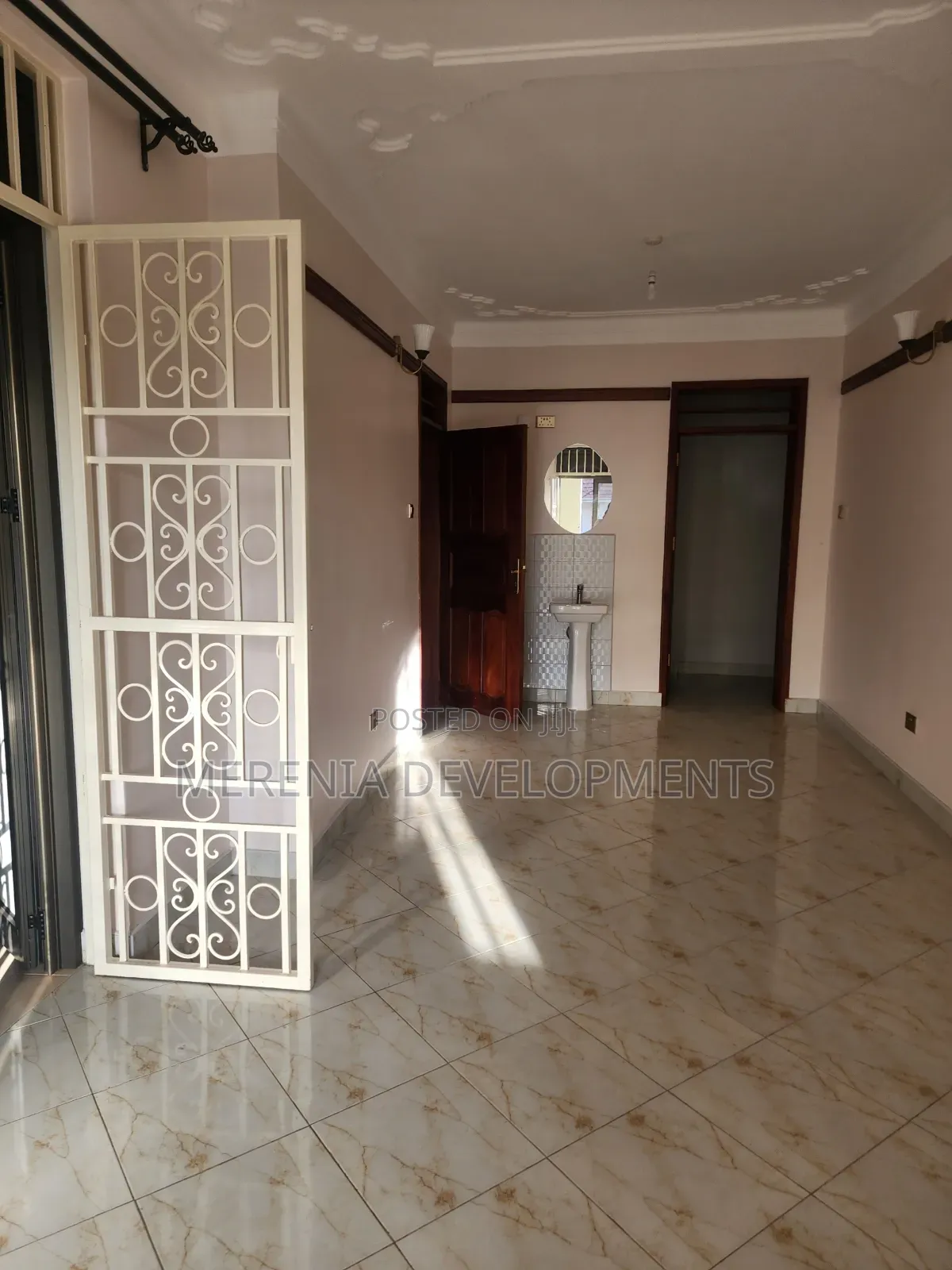 3bdrm Apartment in Kulambilo, Kawempe for rent