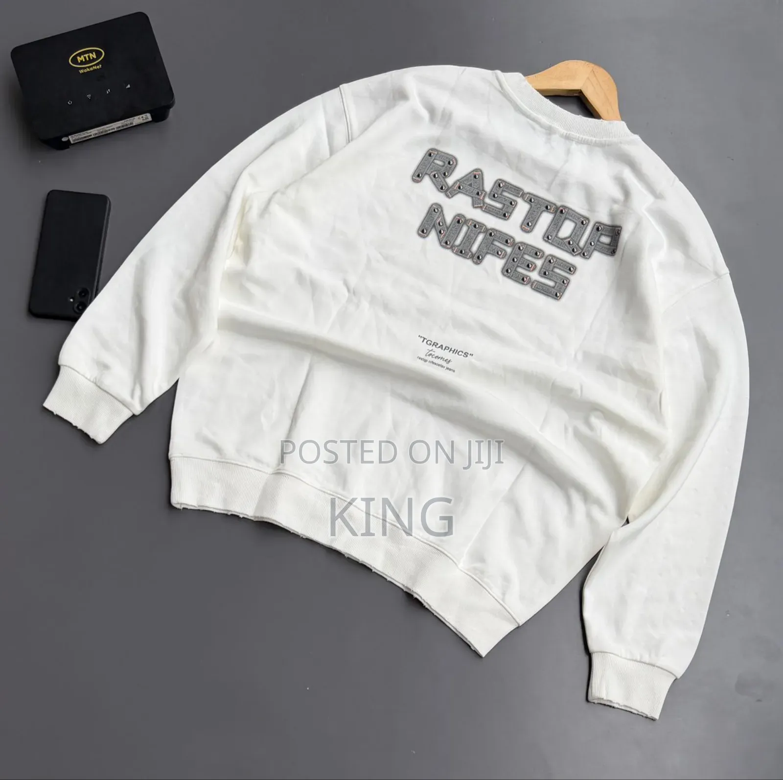 Casual Raglan Sweatshirt