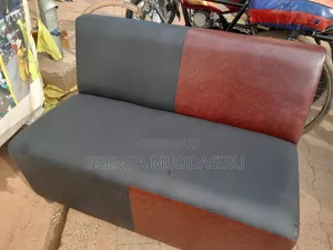 Modern Salon Waiting Chair 3 Seater